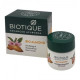 Крем для кожи вокруг глаз Био Миндаль Биотик (Bio Almond Soothing & Nourishing Eye Cream Biotique), 15 г.
